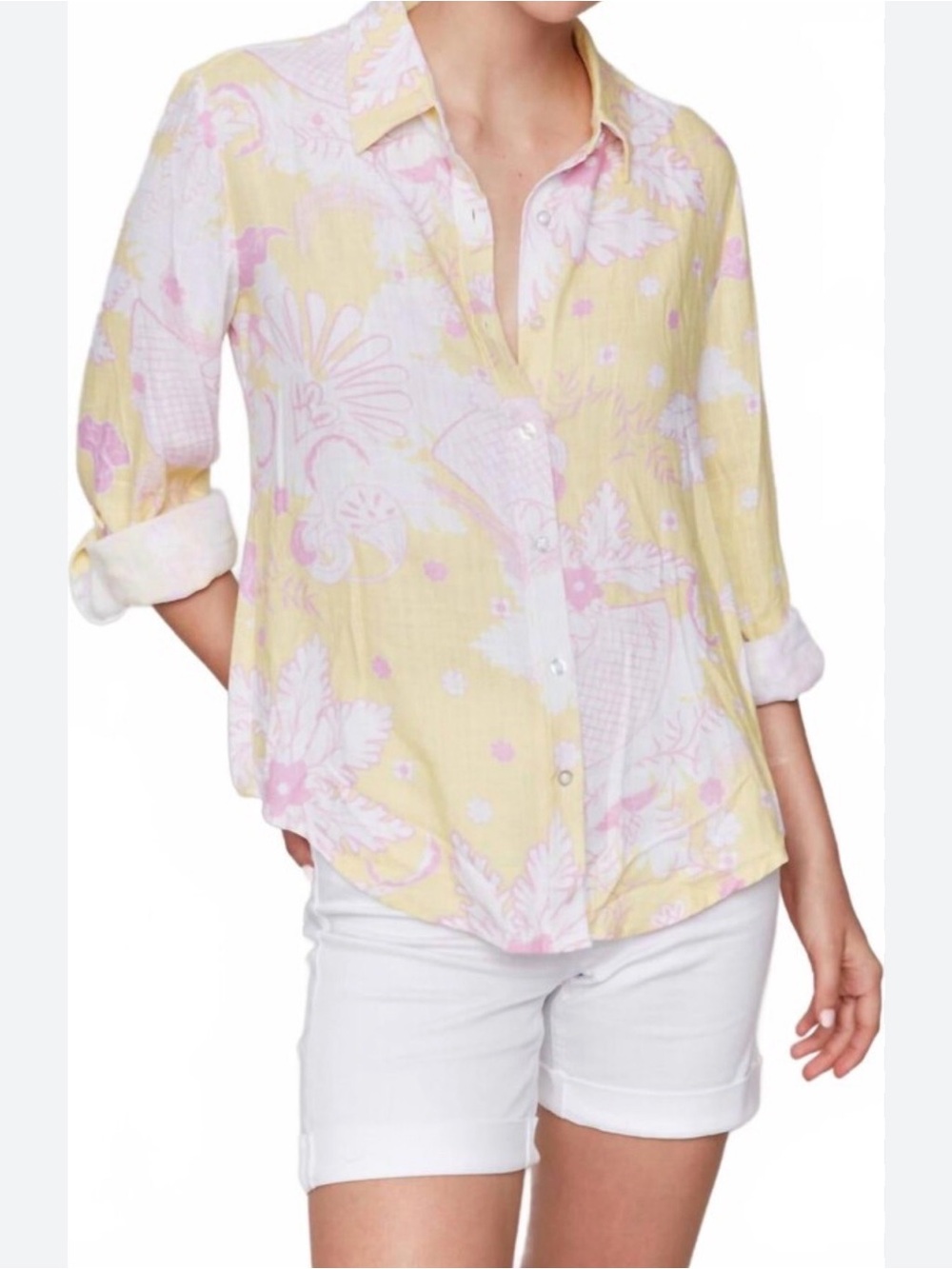 NWOT Charlie B Light Yellow Floral Linen. Lend Button-Up Women's Top M